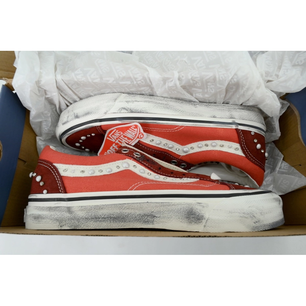 premium reps Vans Old Skool 36 Pearlized Pack-Brown sneakers at Shoes Official. Shop iconic styles from top brands