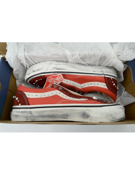 premium reps Vans Old Skool 36 Pearlized Pack-Brown sneakers at Shoes Official. Shop iconic styles from top brands