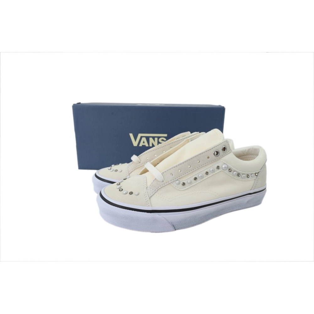 premium reps Vans Old Skool 36 LX Pearlized Pack-Marshmallow sneakers at Shoes Official. Shop iconic styles from top brands