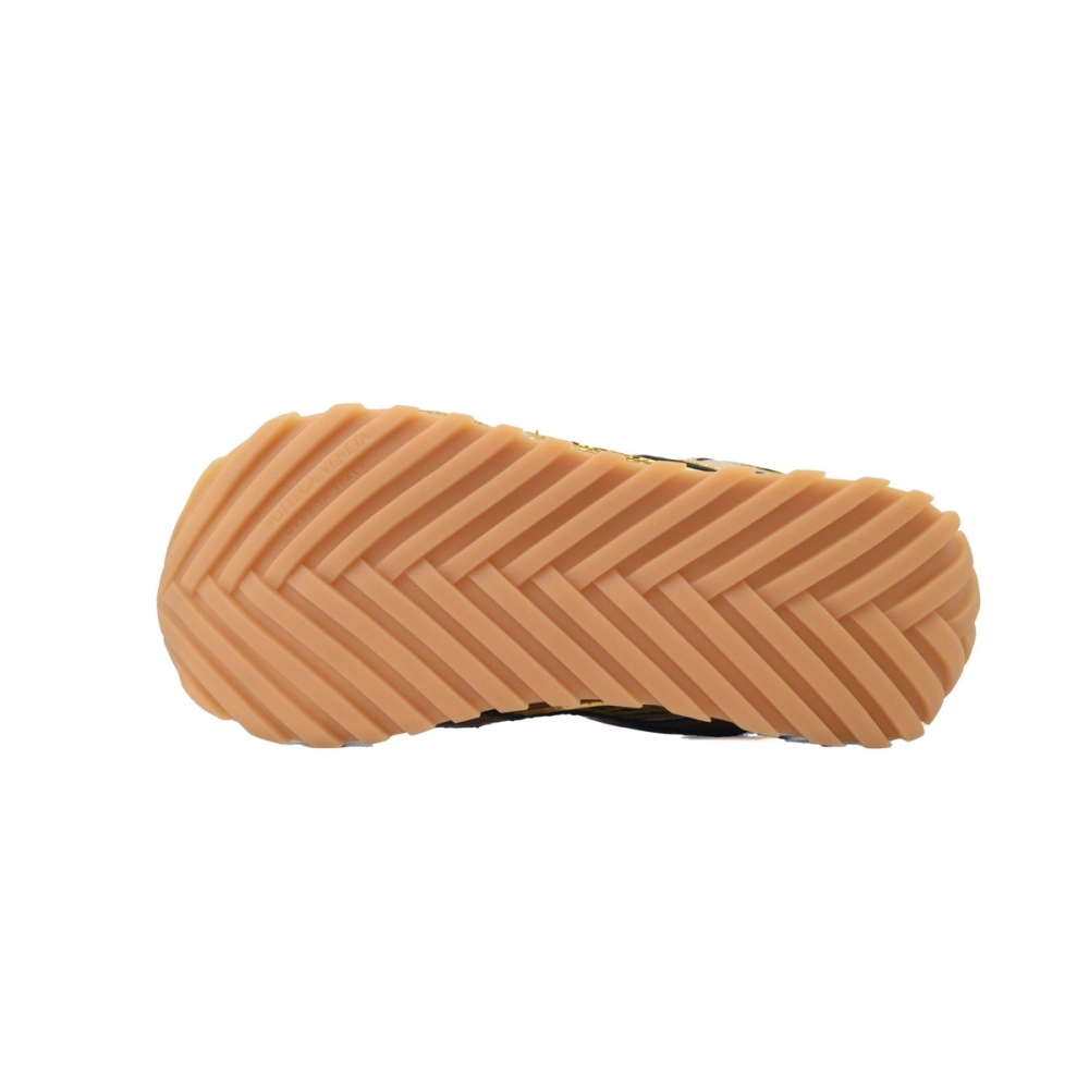 premium reps Bottega Veneta Orbit Sneaker Golden sneakers at Shoes Official. Shop iconic styles from top brands
