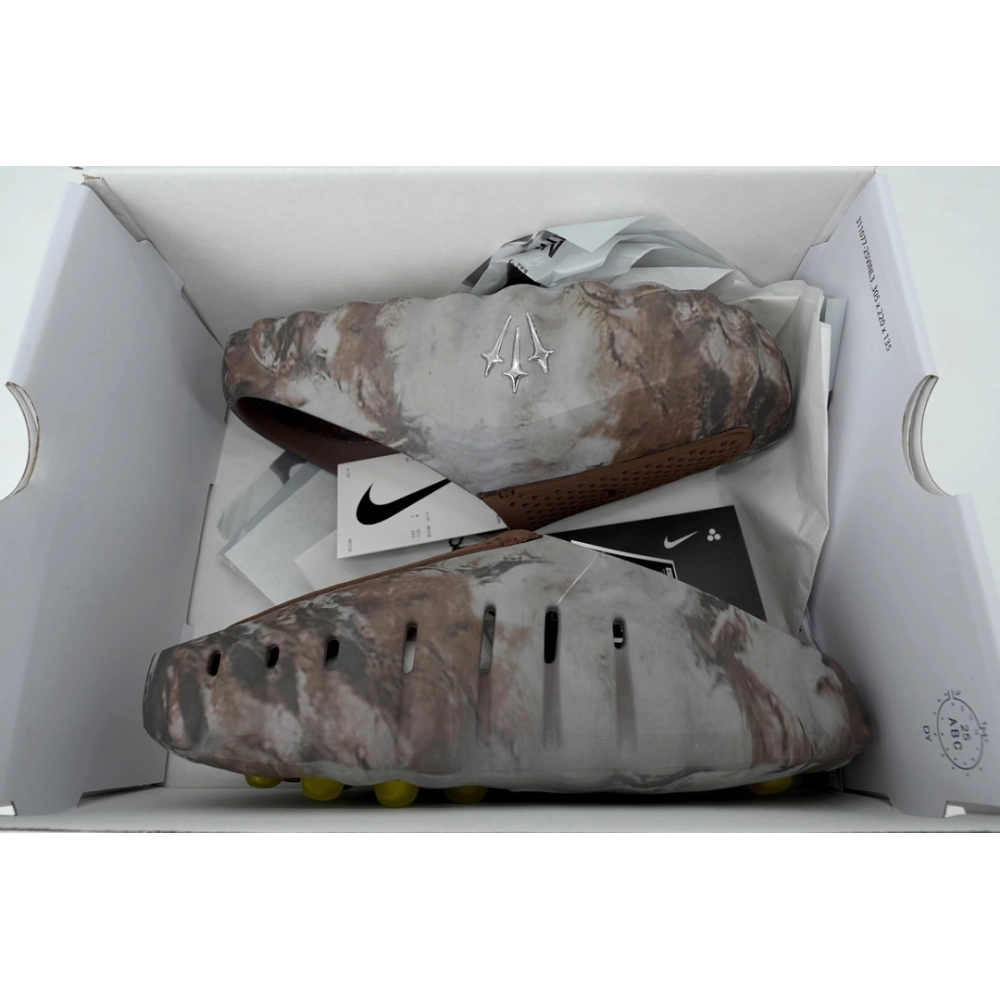 premium reps Nike Mind 001 Cronos Camouflage HY5028-500 sneakers at Shoes Official. Shop iconic styles from top brands