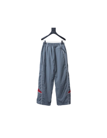 premium reps Supreme 25FW Contrast Piping Track Grey sneakers at Shoes Official. Shop iconic styles from top brands