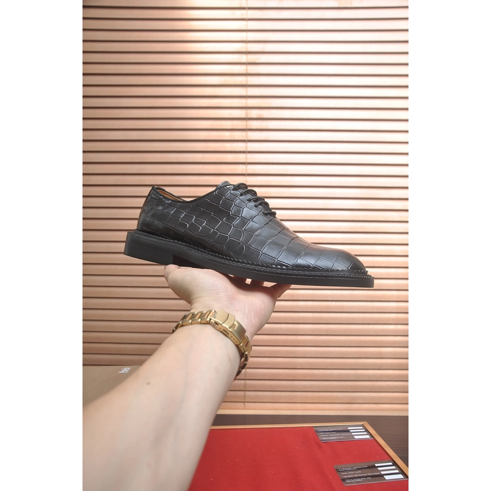Christian Louboutin leather shoes 024,Oxfords,Christian Louboutin Sneakers,Luxury Shoes