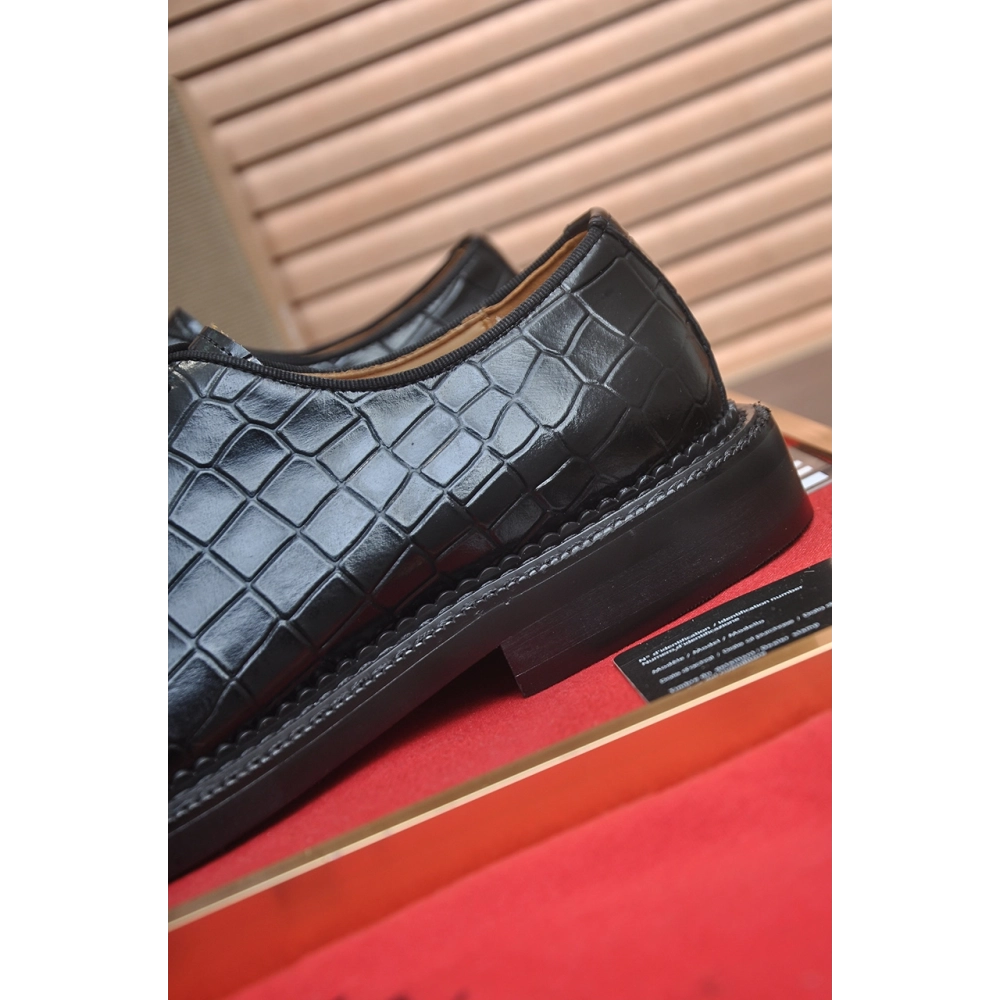 Christian Louboutin leather shoes 024,Oxfords,Christian Louboutin Sneakers,Luxury Shoes