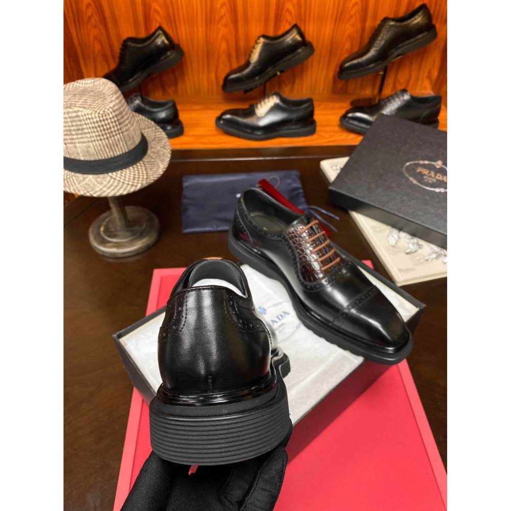 Prada leather shoes 070,PRADA SNEAKERS,Luxury Shoes