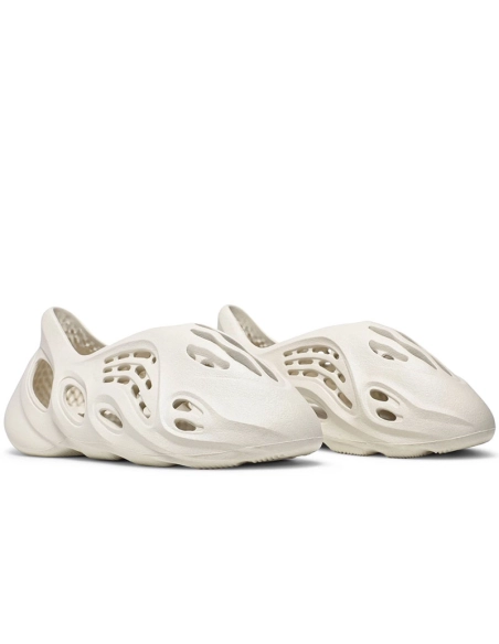 YEEZY FOAM RUNNER ARARAT,YEEZY FOAM RUNNER,YEEZY