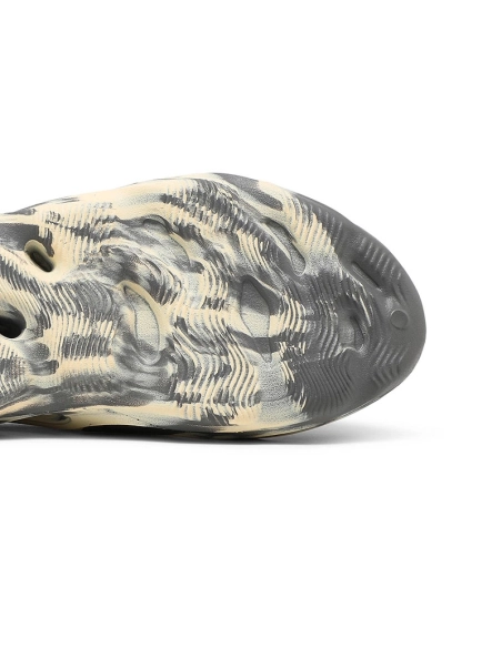 YEEZY FOAM RUNNER MXT MOON GREY,YEEZY FOAM RUNNER,YEEZY
