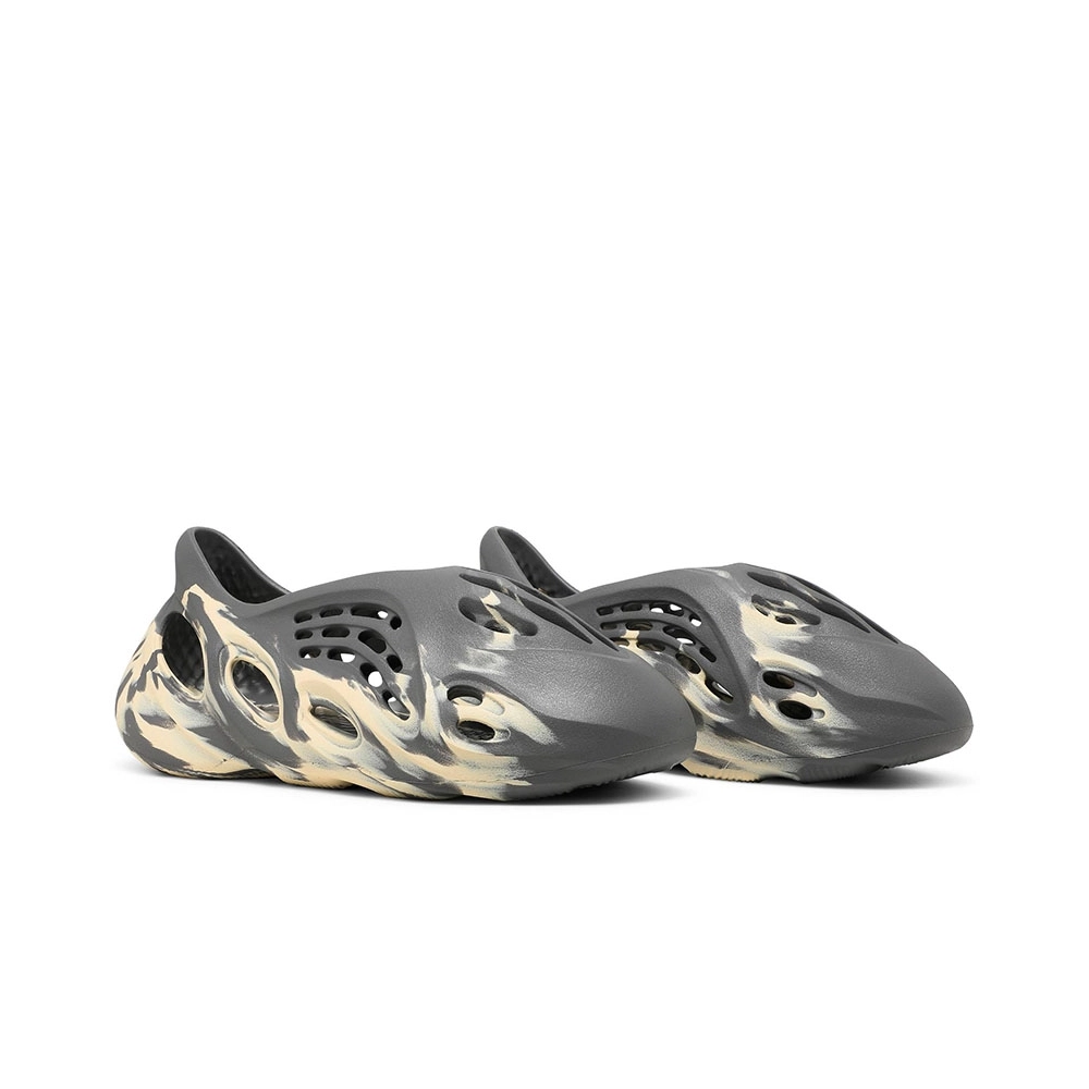 YEEZY FOAM RUNNER MXT MOON GREY,YEEZY FOAM RUNNER,YEEZY