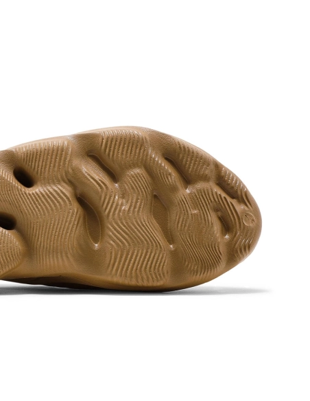 YEEZY FOAM RUNNER OCHRE,YEEZY FOAM RUNNER,YEEZY