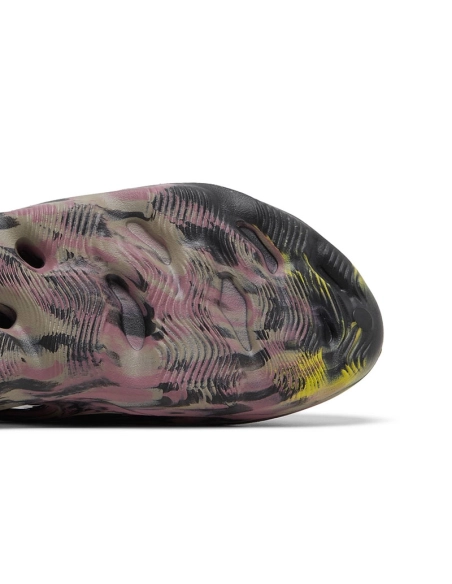 YEEZY FOAM RUNNER MX CARBON,YEEZY FOAM RUNNER,YEEZY