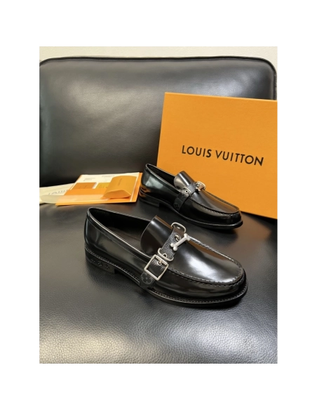 Louis Vuitton leather shoes 011,Louis Vuitton Leather Shoes,LOUIS VUITTON Sneakers,Business Shoes