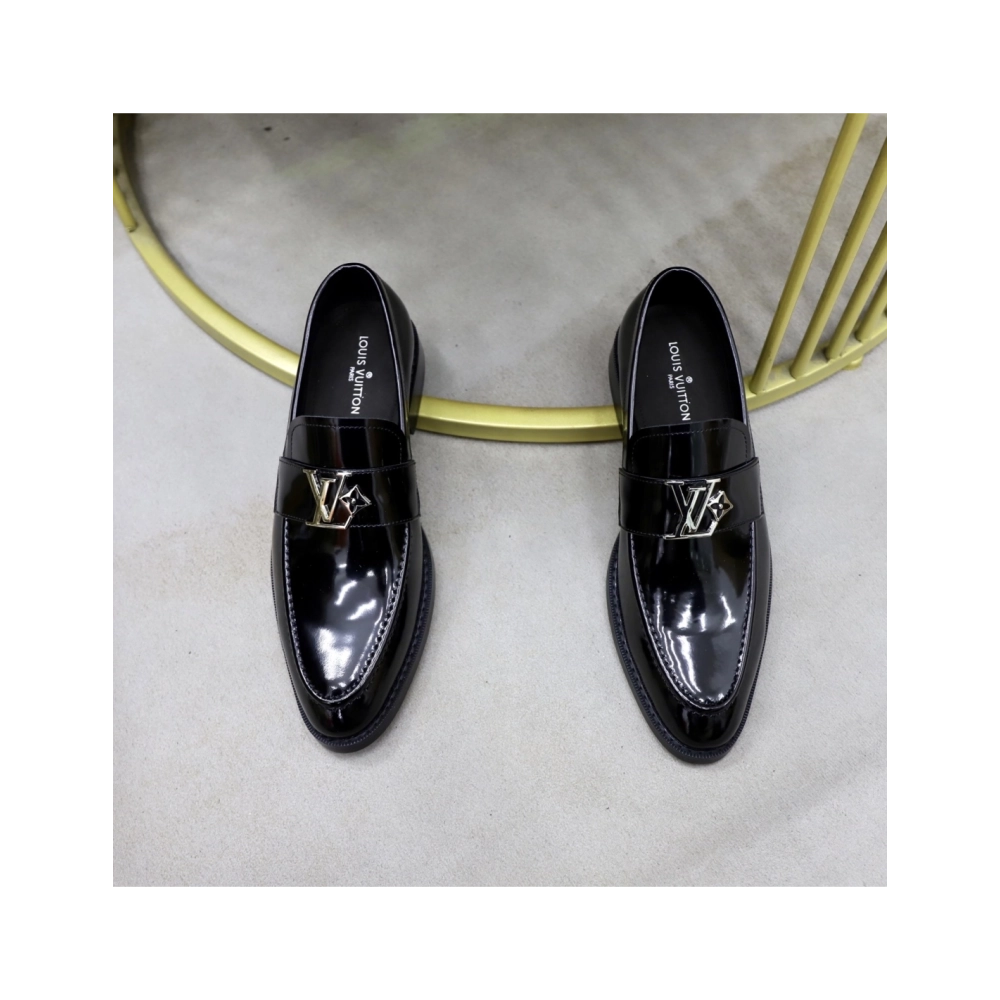 Louis Vuitton leather shoes 015,Louis Vuitton Leather Shoes,LOUIS VUITTON Sneakers,Business Shoes