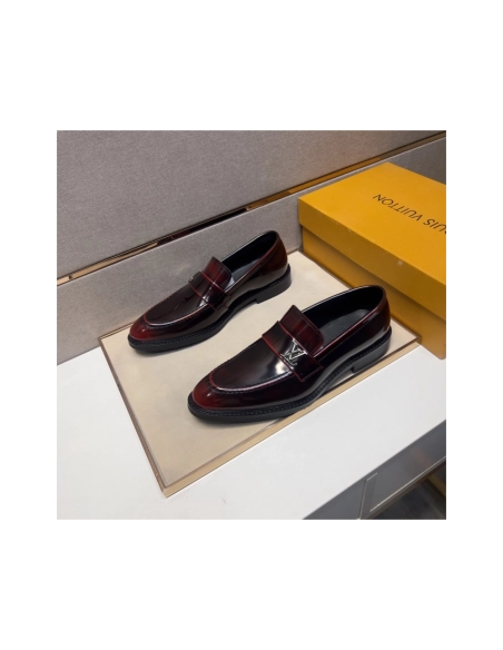 Louis Vuitton leather shoes 040,Louis Vuitton Leather Shoes,LOUIS VUITTON Sneakers,Business Shoes