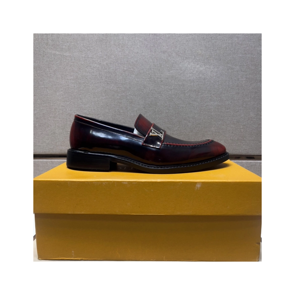 Louis Vuitton leather shoes 040,Louis Vuitton Leather Shoes,LOUIS VUITTON Sneakers,Business Shoes