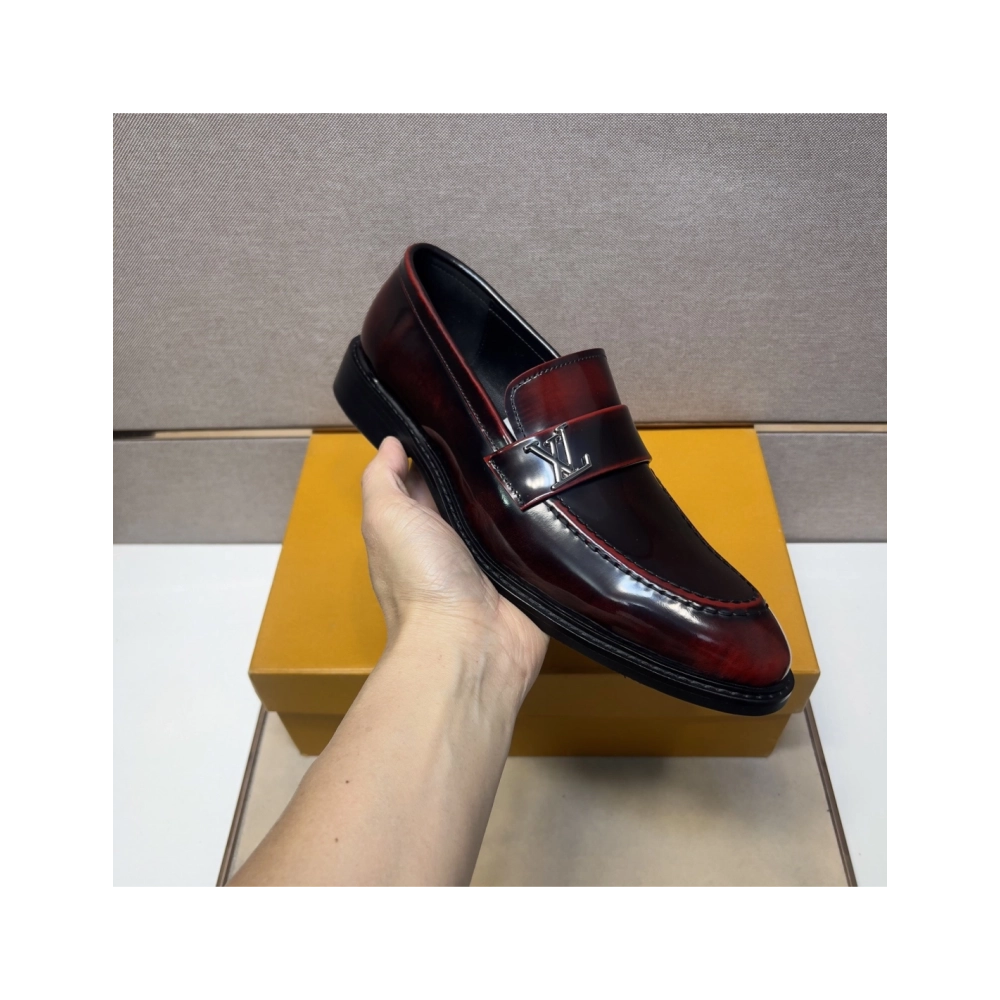 Louis Vuitton leather shoes 040,Louis Vuitton Leather Shoes,LOUIS VUITTON Sneakers,Business Shoes