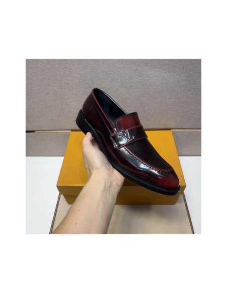 Louis Vuitton leather shoes 040,Louis Vuitton Leather Shoes,LOUIS VUITTON Sneakers,Business Shoes