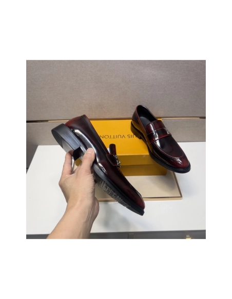 Louis Vuitton leather shoes 040,Louis Vuitton Leather Shoes,LOUIS VUITTON Sneakers,Business Shoes
