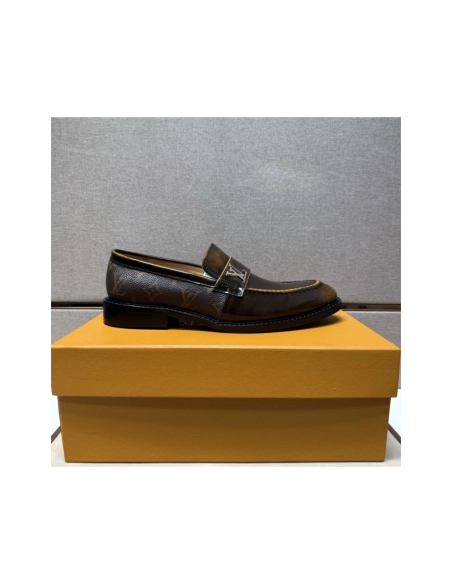 Louis Vuitton leather shoes 041,Louis Vuitton Leather Shoes,LOUIS VUITTON Sneakers,Business Shoes