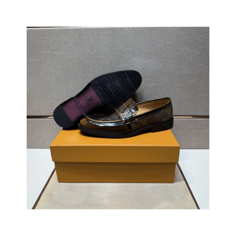 Louis Vuitton leather shoes 041,Louis Vuitton Leather Shoes,LOUIS VUITTON Sneakers,Business Shoes