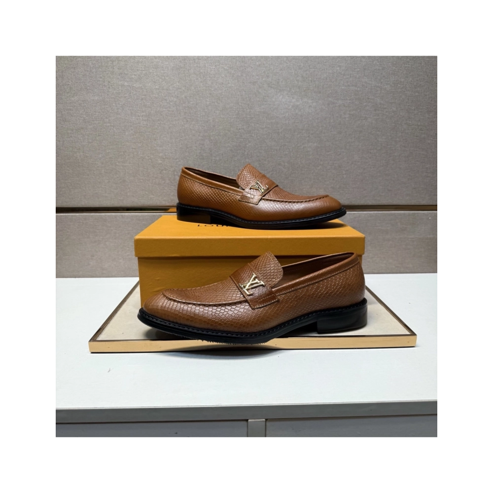 Louis Vuitton leather shoes 042,Louis Vuitton Leather Shoes,LOUIS VUITTON Sneakers,Business Shoes