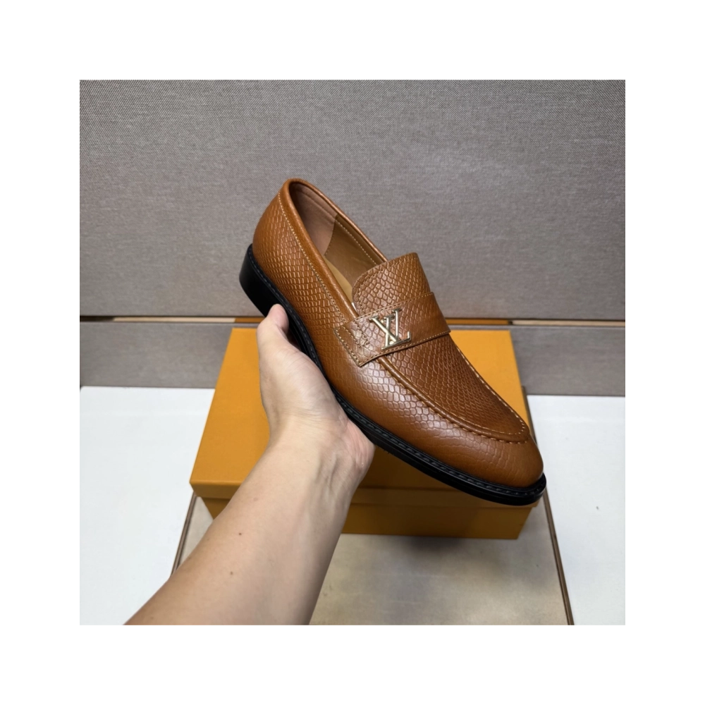 Louis Vuitton leather shoes 042,Louis Vuitton Leather Shoes,LOUIS VUITTON Sneakers,Business Shoes