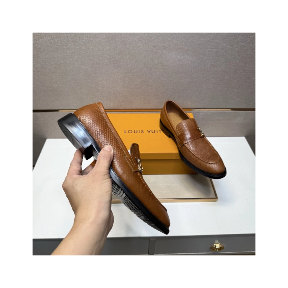 Louis Vuitton leather shoes 042,Louis Vuitton Leather Shoes,LOUIS VUITTON Sneakers,Business Shoes