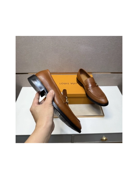 Louis Vuitton leather shoes 042,Louis Vuitton Leather Shoes,LOUIS VUITTON Sneakers,Business Shoes