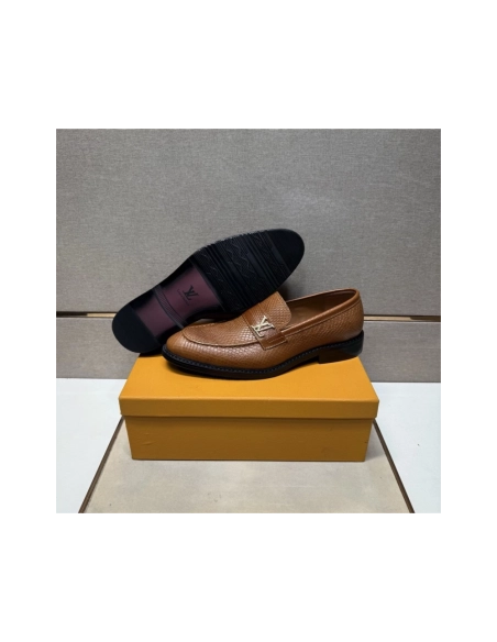 Louis Vuitton leather shoes 042,Louis Vuitton Leather Shoes,LOUIS VUITTON Sneakers,Business Shoes