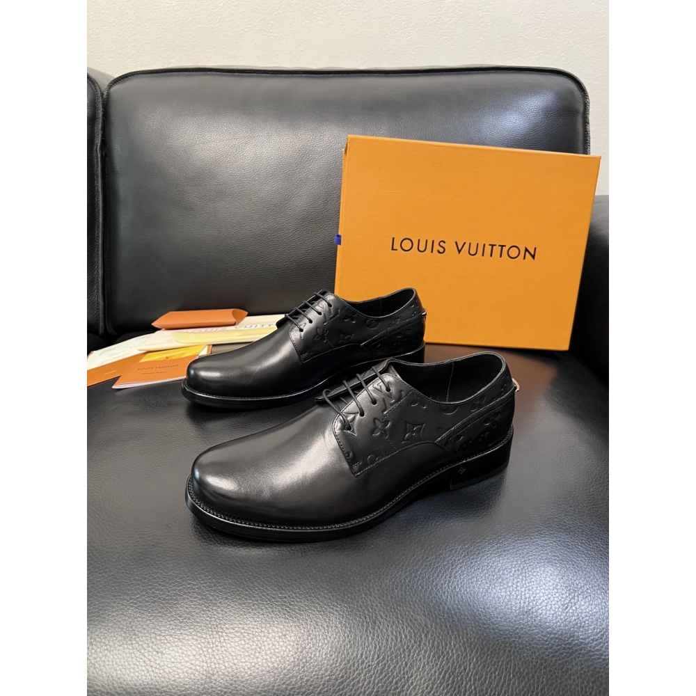 Louis Vuitton leather shoes 053,Louis Vuitton Leather Shoes,LOUIS VUITTON Sneakers,Business Shoes