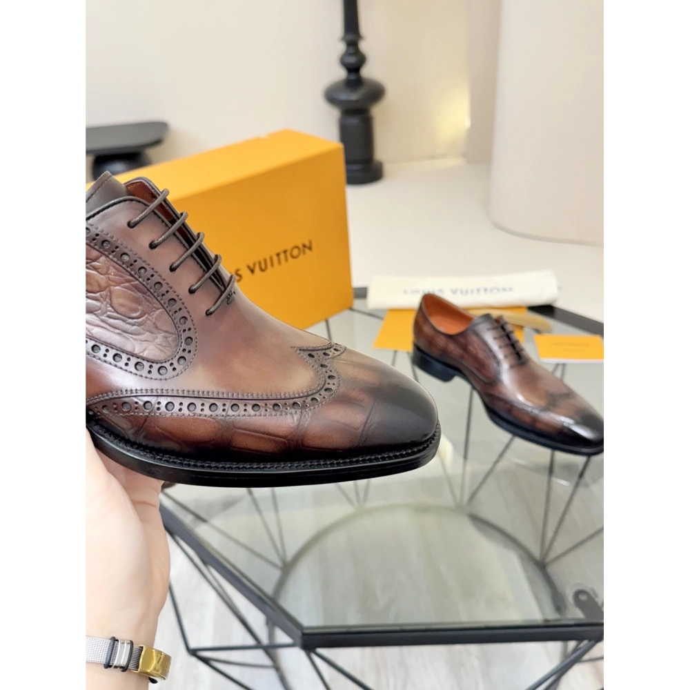 Louis Vuitton leather shoes 060,Louis Vuitton Leather Shoes,LOUIS VUITTON Sneakers,Business Shoes