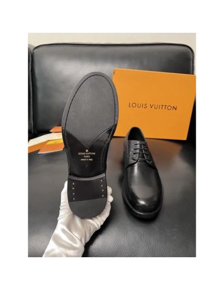 Louis Vuitton leather shoes 053,Louis Vuitton Leather Shoes,LOUIS VUITTON Sneakers,Business Shoes