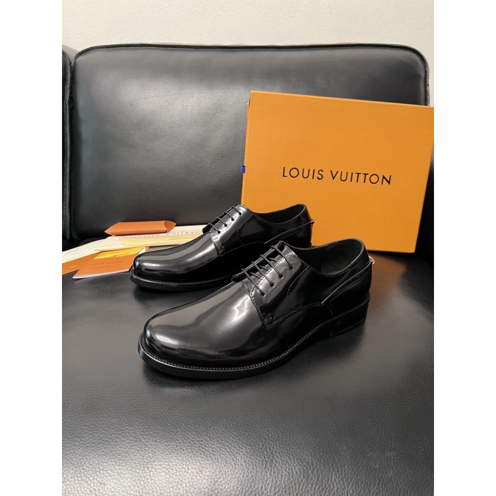 Louis Vuitton leather shoes 054,Louis Vuitton Leather Shoes,LOUIS VUITTON Sneakers,Business Shoes