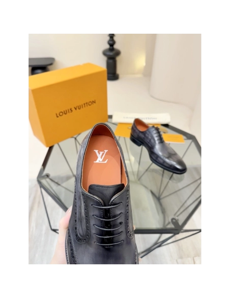 Louis Vuitton leather shoes 061,Louis Vuitton Leather Shoes,LOUIS VUITTON Sneakers,Business Shoes