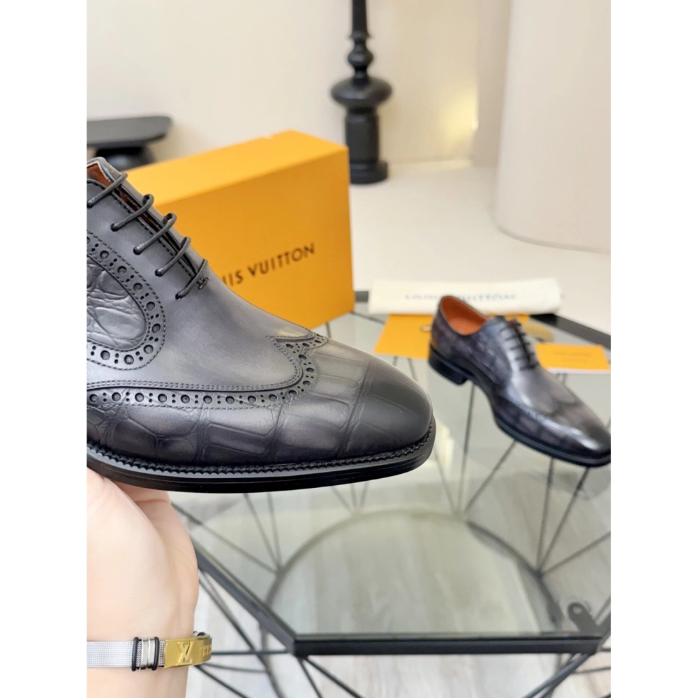 Louis Vuitton leather shoes 061,Louis Vuitton Leather Shoes,LOUIS VUITTON Sneakers,Business Shoes