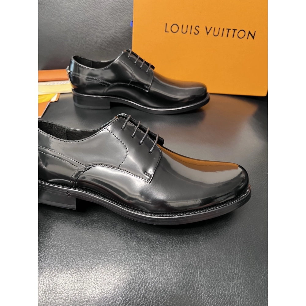 Louis Vuitton leather shoes 054,Louis Vuitton Leather Shoes,LOUIS VUITTON Sneakers,Business Shoes