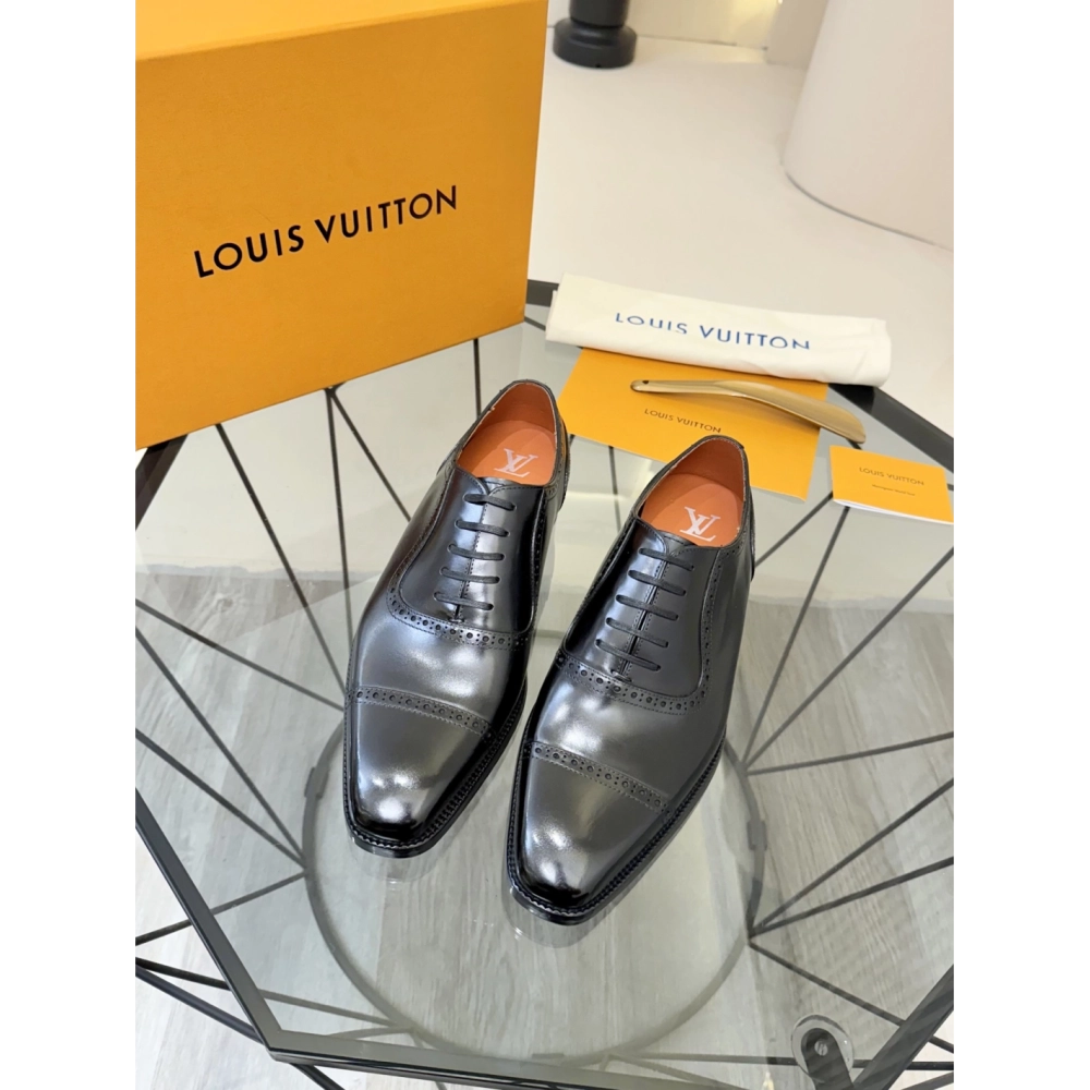 Louis Vuitton leather shoes 059,Louis Vuitton Leather Shoes,LOUIS VUITTON Sneakers,Business Shoes