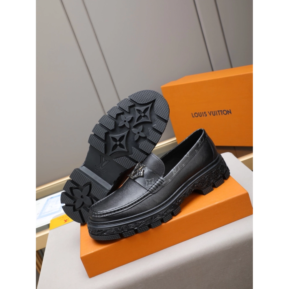 Louis Vuitton leather shoes 062,Louis Vuitton Leather Shoes,LOUIS VUITTON Sneakers,Business Shoes