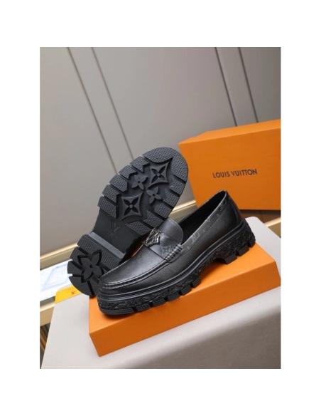 Louis Vuitton leather shoes 062,Louis Vuitton Leather Shoes,LOUIS VUITTON Sneakers,Business Shoes