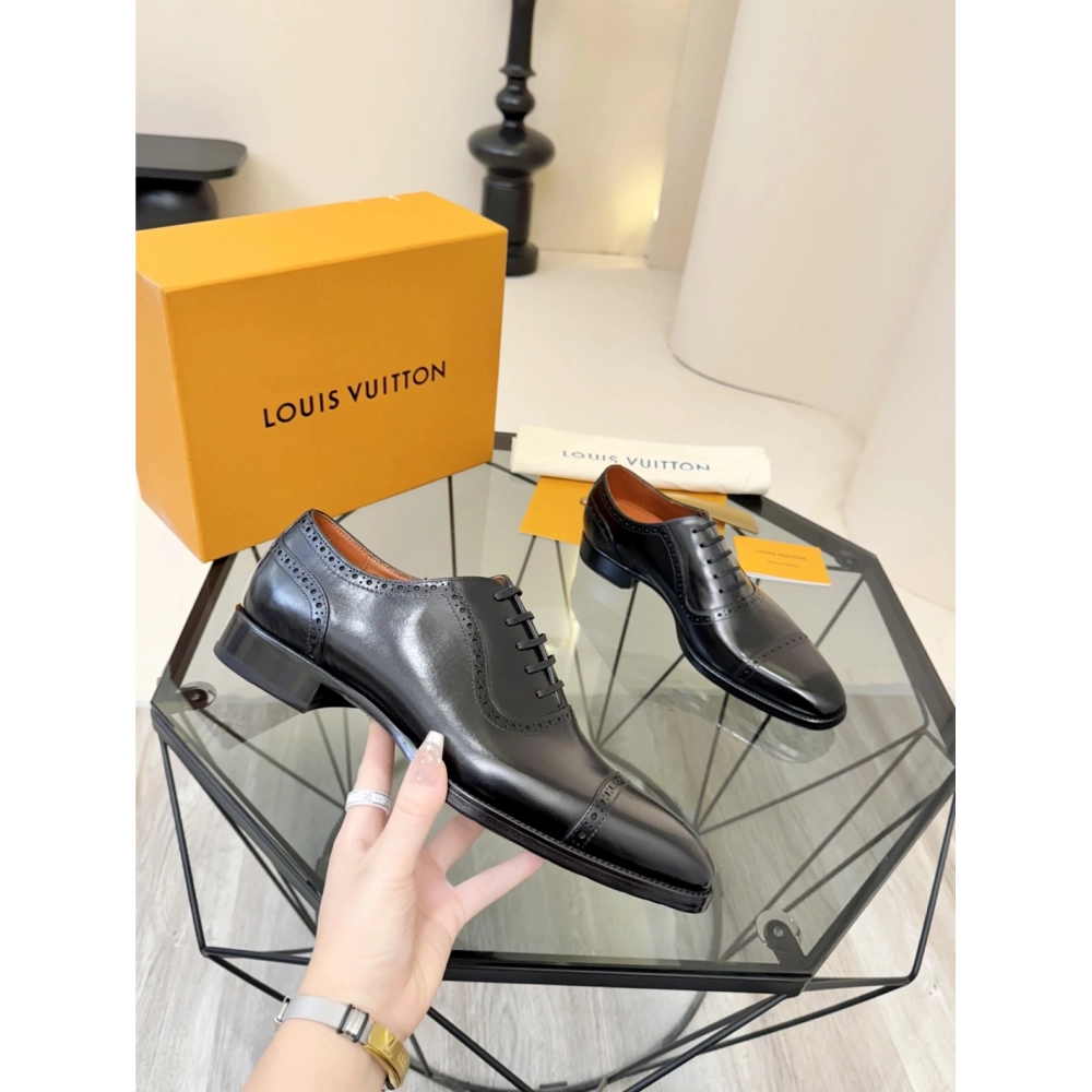 Louis Vuitton leather shoes 059,Louis Vuitton Leather Shoes,LOUIS VUITTON Sneakers,Business Shoes