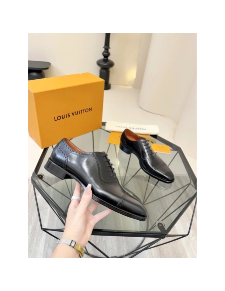 Louis Vuitton leather shoes 059,Louis Vuitton Leather Shoes,LOUIS VUITTON Sneakers,Business Shoes