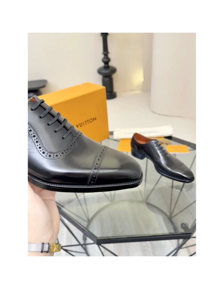 Louis Vuitton leather shoes 059,Louis Vuitton Leather Shoes,LOUIS VUITTON Sneakers,Business Shoes