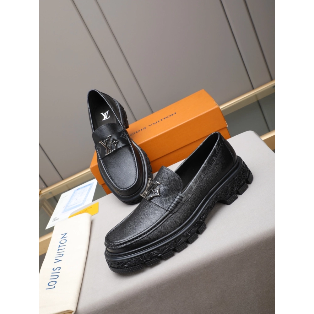 Louis Vuitton leather shoes 062,Louis Vuitton Leather Shoes,LOUIS VUITTON Sneakers,Business Shoes