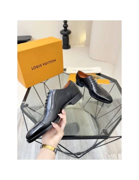 Louis Vuitton leather shoes 059,Louis Vuitton Leather Shoes,LOUIS VUITTON Sneakers,Business Shoes