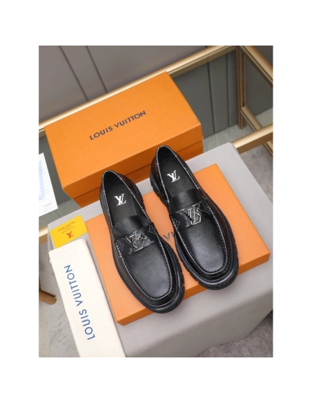 Louis Vuitton leather shoes 062,Louis Vuitton Leather Shoes,LOUIS VUITTON Sneakers,Business Shoes