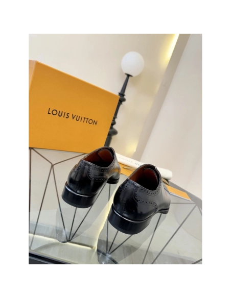 Louis Vuitton leather shoes 059,Louis Vuitton Leather Shoes,LOUIS VUITTON Sneakers,Business Shoes