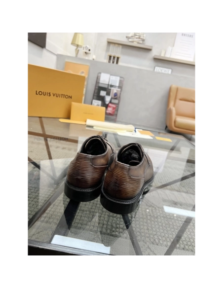 Louis Vuitton leather shoes 096,Louis Vuitton Leather Shoes,LOUIS VUITTON Sneakers,Business Shoes