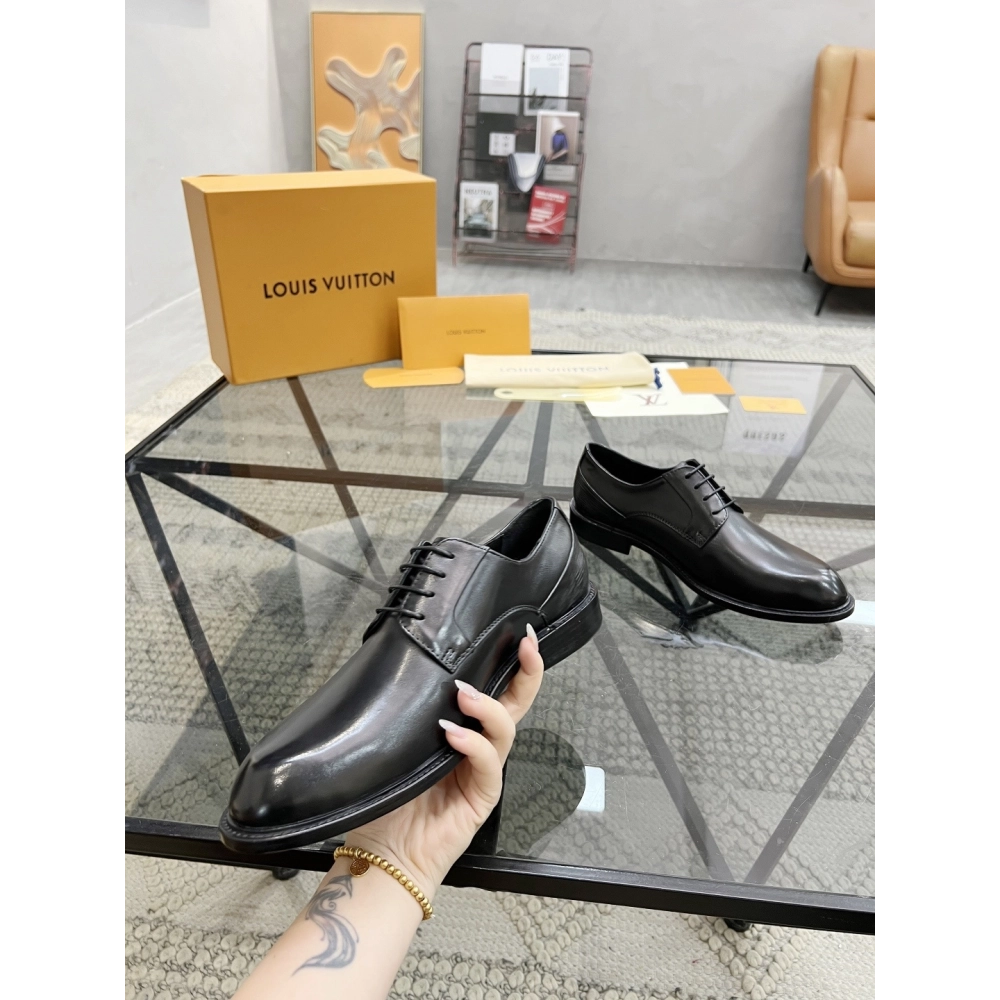 Louis Vuitton leather shoes 097,Louis Vuitton Leather Shoes,LOUIS VUITTON Sneakers,Business Shoes