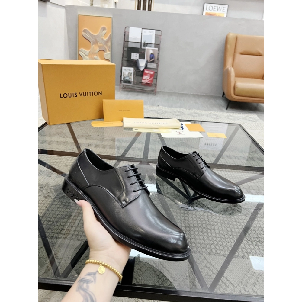 Louis Vuitton leather shoes 097,Louis Vuitton Leather Shoes,LOUIS VUITTON Sneakers,Business Shoes