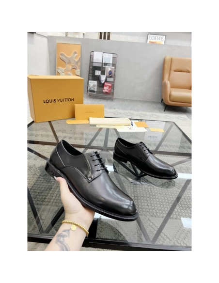 Louis Vuitton leather shoes 097,Louis Vuitton Leather Shoes,LOUIS VUITTON Sneakers,Business Shoes