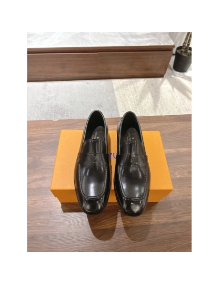 Louis Vuitton leather shoes 103,Louis Vuitton Leather Shoes,LOUIS VUITTON Sneakers,Business Shoes